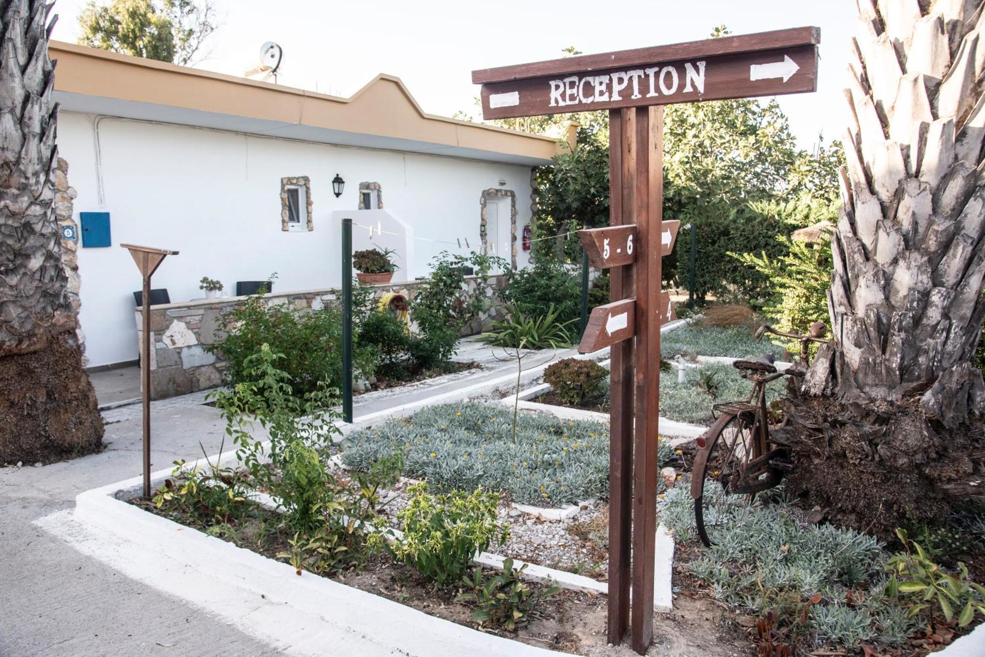 Nikos Studios Kefalos  Exterior photo